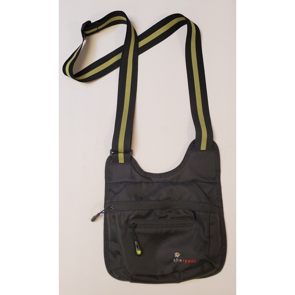 Sherpani Black Crossbody Switch Purse Bag